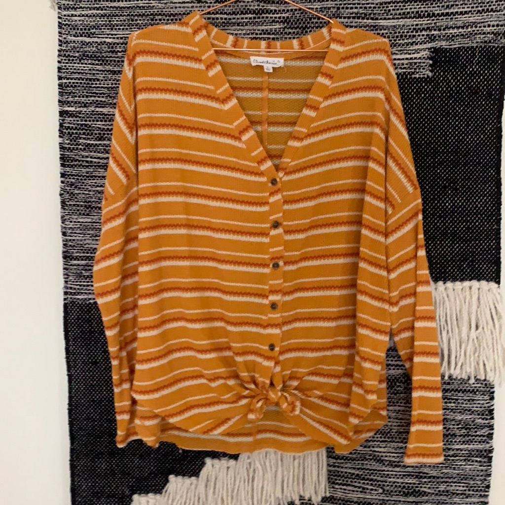 Size Large Cloud Chaser Button Striped Fall Top